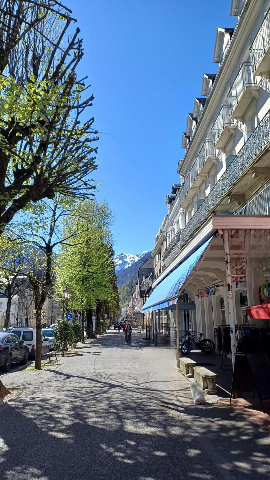 Studio Hyper Centre Lumineux Et Fonctionnel Luchon Bagnères-de-Luchon Exteriör bild